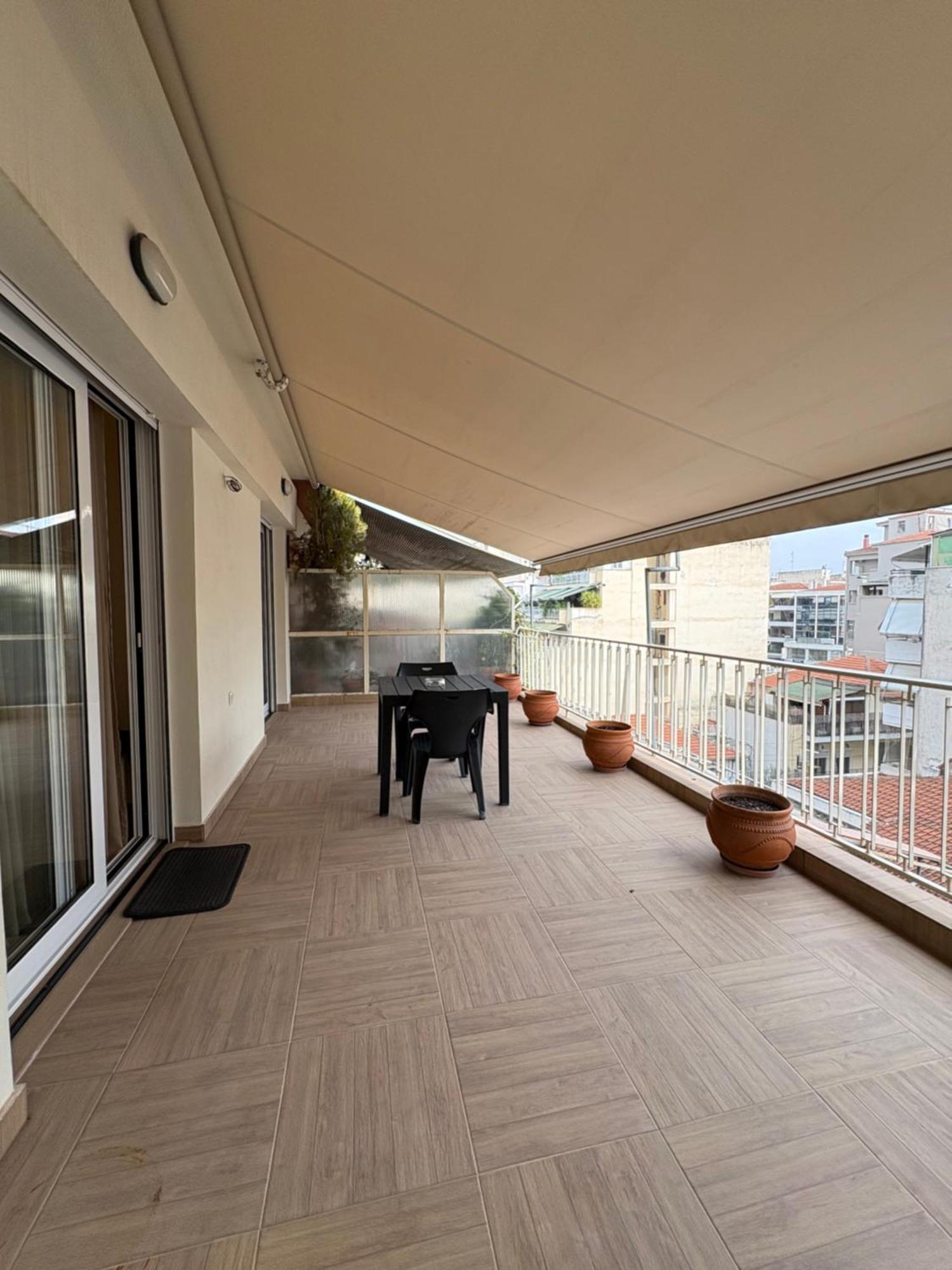 Casa Doro A4 Apartment Larissa Bagian luar foto